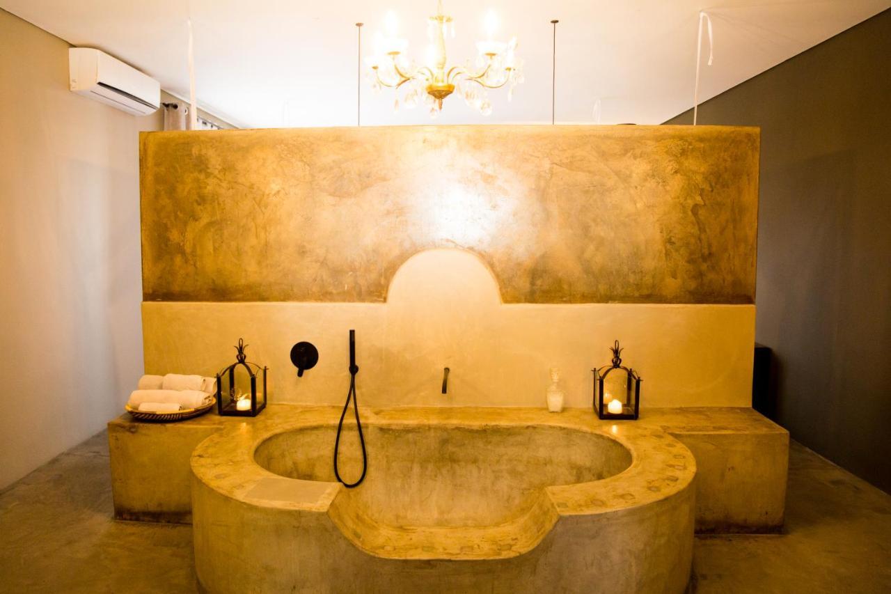 Olive Grove Guesthouse Виндхук Экстерьер фото